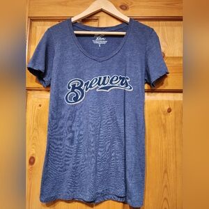Wright & Ditson Milwaukee Brewers V-Neck Tee, Size L
